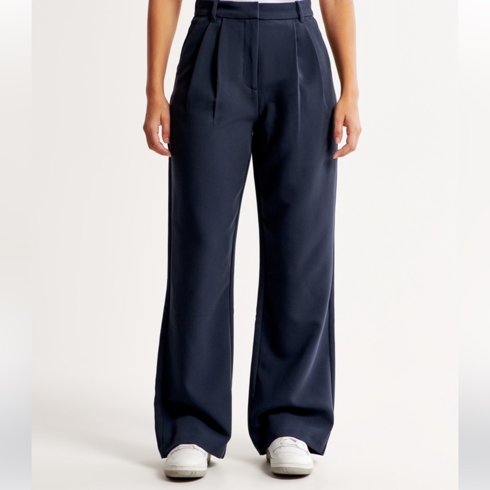 A&F Sloane Curve Love Pants